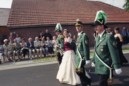 1V3_46KREISSSCHUETZENFEST_619.gif (103784 Byte)